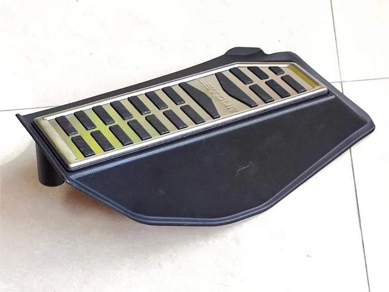 2002 腳踏板（bǎn）